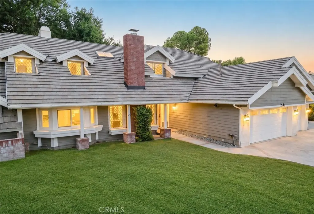 15604 Saddleback, Canyon Country, CA — listing photo 1