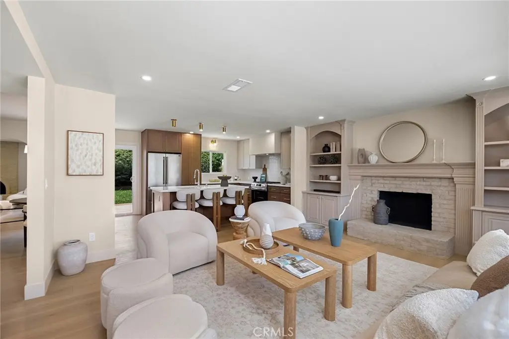 17571 Wrightwood, Huntington Beach, CA — listing photo 1