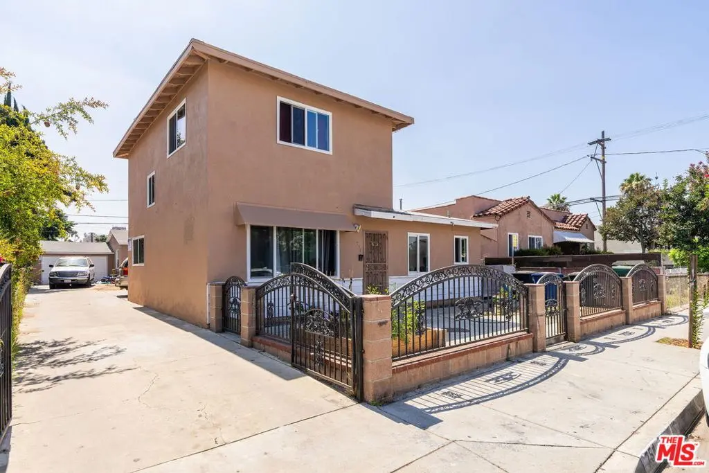 Residential Income for sale at 752 Harding Avenue, Los Angeles, CA featuring 6 beds and 4 baths