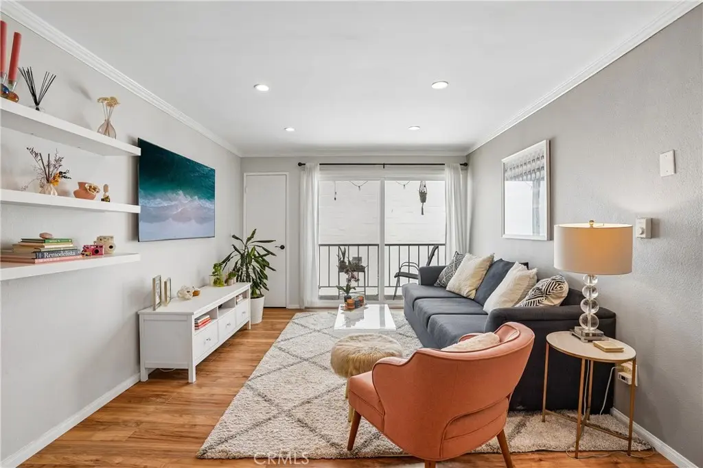 1600 Ardmore Avenue 319, Hermosa Beach, CA — listing photo 1