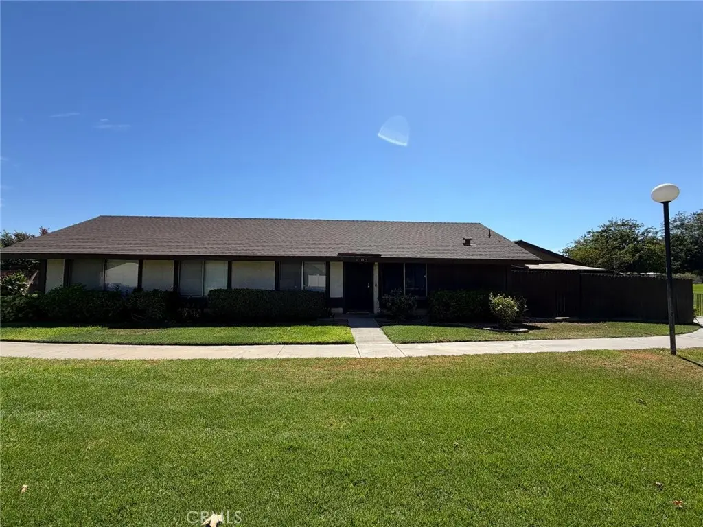 Single Family Residence for sale at 4387 Kingsbury, Riverside, CA featuring 3 beds and 2 baths