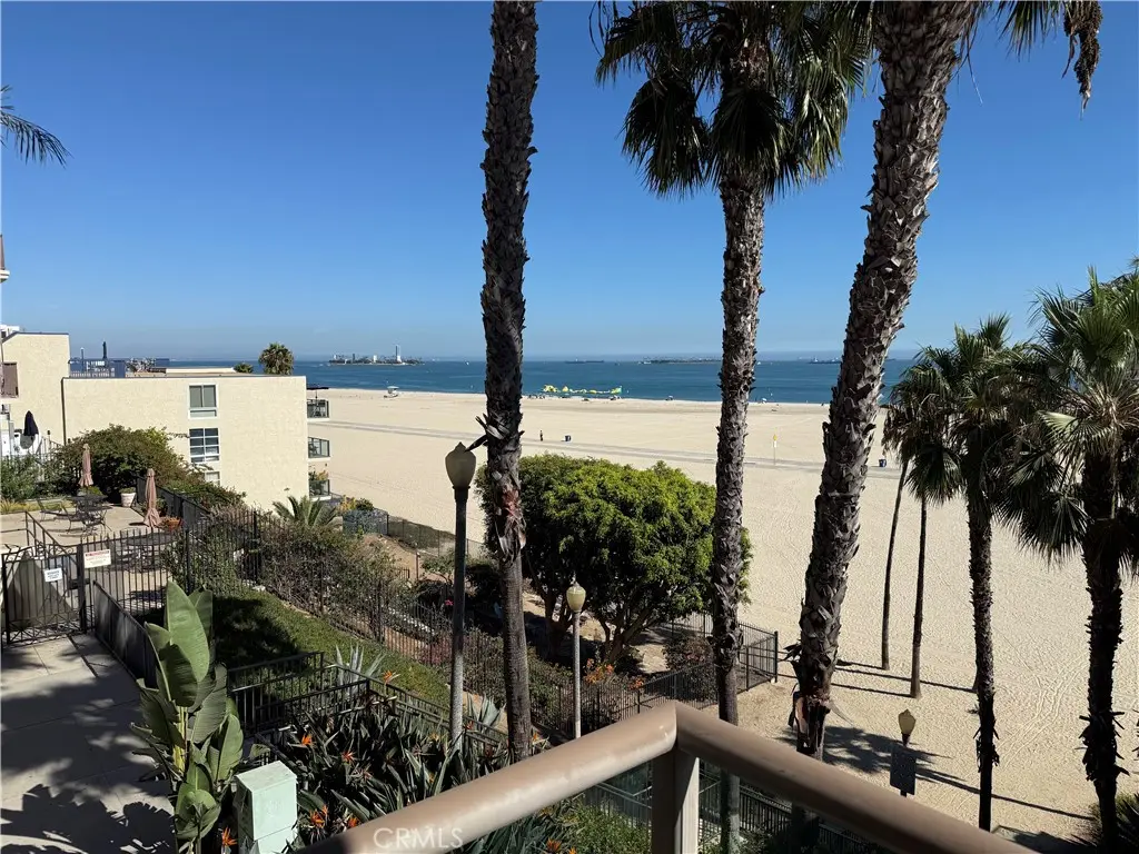 Condominium for sale at 1000 E Ocean Boulevard 416, Long Beach, CA featuring 3 beds and 2 baths
