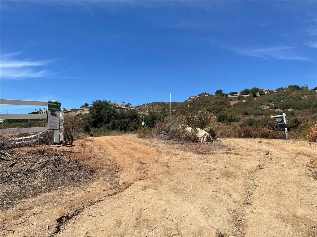 21903 Los Robles, Murrieta, CA — listing photo 1
