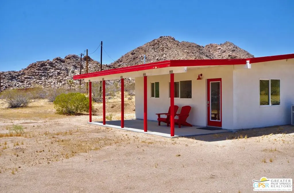 8490 Uphill Road, Joshua Tree, CA — listing photo 1