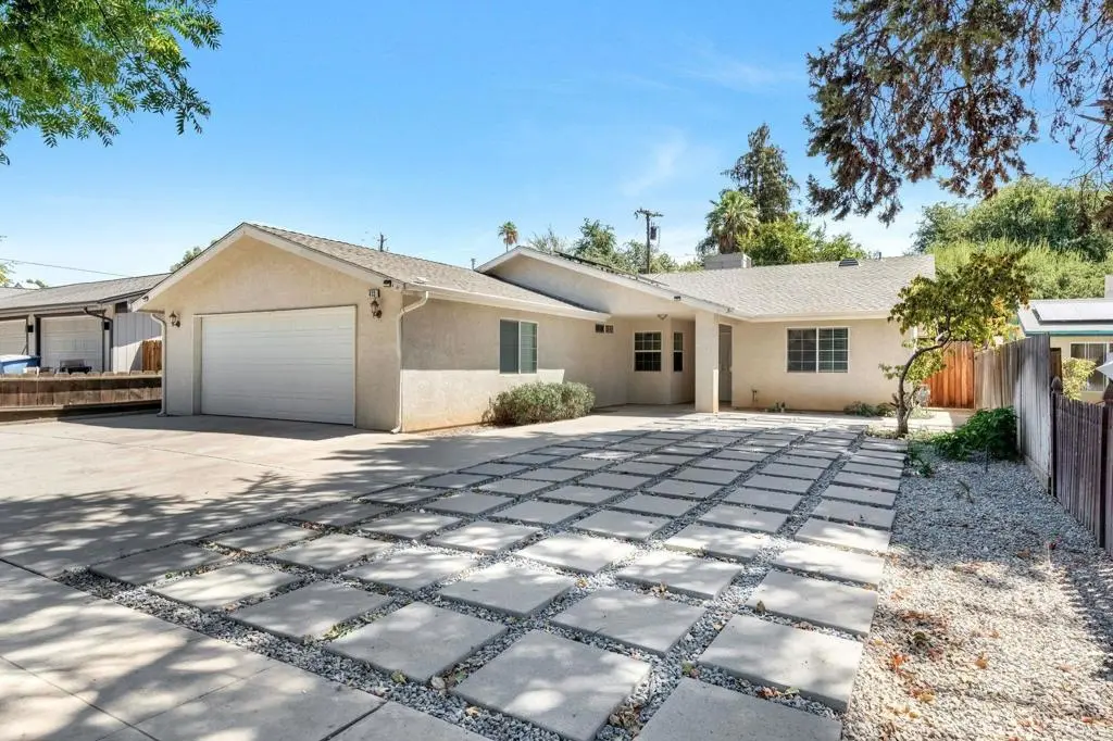 Single Family Residence for sale at 413 S Villa Avenue, Fresno, CA featuring 4 beds and 3 baths