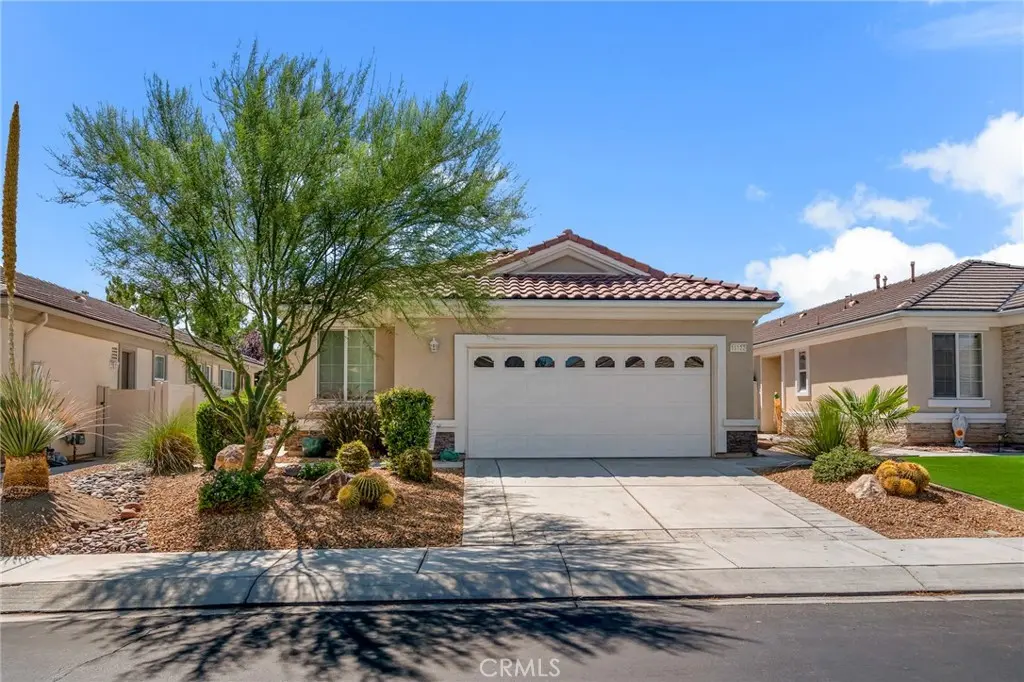 11122 Avonlea Road, Apple Valley, CA — listing photo 1