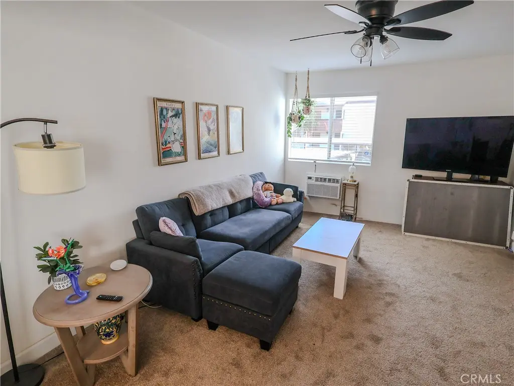 1321 Caminito Gabaldon K, San Diego, CA — listing photo 1