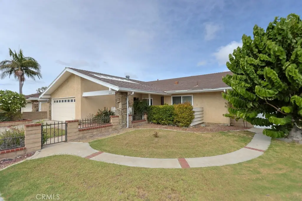 Single Family Residence for sale at 16404 Ponderosa St., Fountain Valley, CA featuring 4 beds and 2 baths