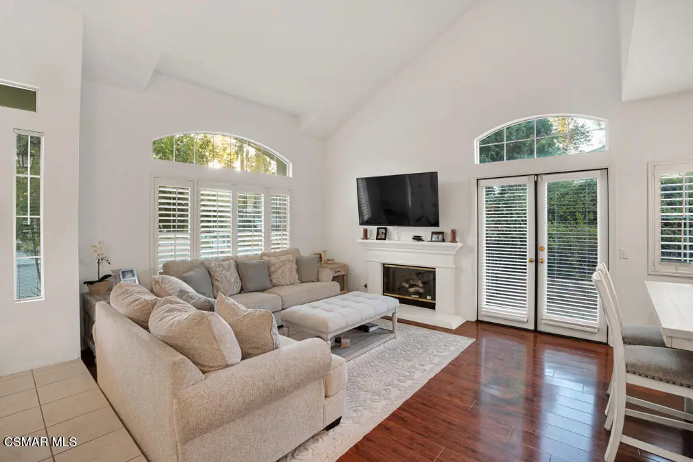 588 Monteleone Avenue, Oak Park, CA — listing photo 1