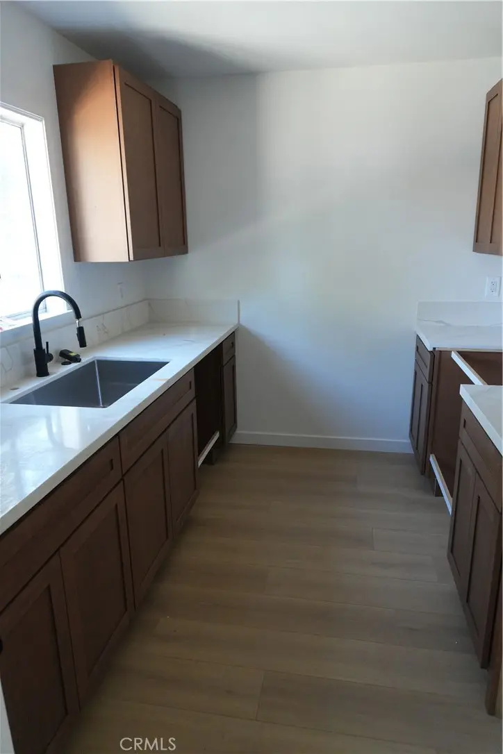 Duplex for rent at 681 N Glassell, Orange, CA featuring 3 beds and 2 baths
