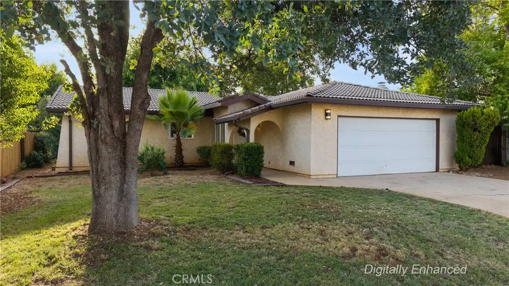2636 Avola, Redding, CA — listing photo 1
