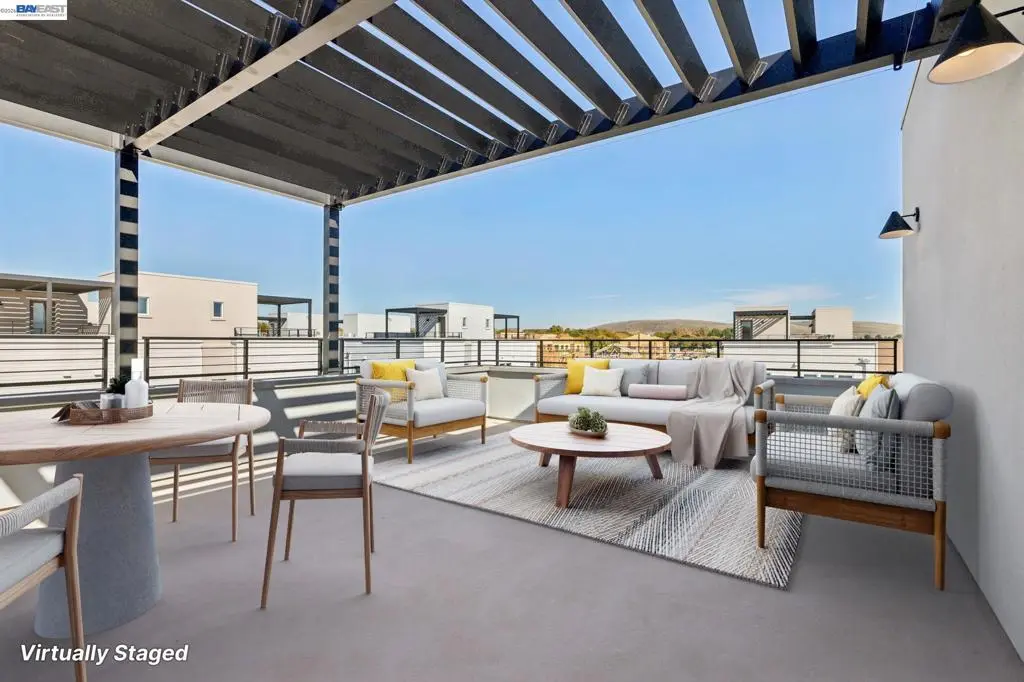 Condominium for sale at 109 Sedona Common 2, Livermore, CA featuring 2 beds and 3 baths
