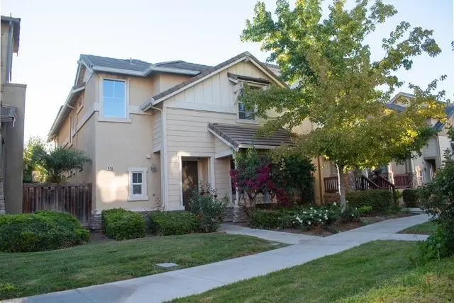 Single Family Residence for sale at 976 Whitehall Lane, Brentwood, CA featuring 4 beds and 3 baths