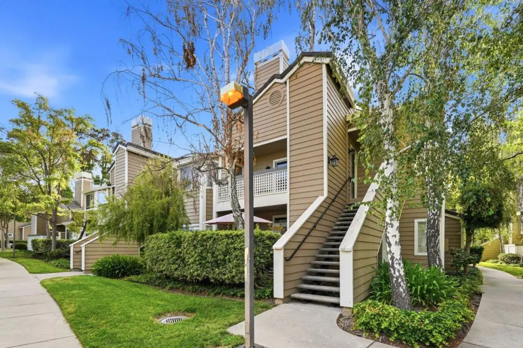 Condominium for sale at 5896 Bridgeport Lake, San Jose, CA featuring 2 beds and 2 baths