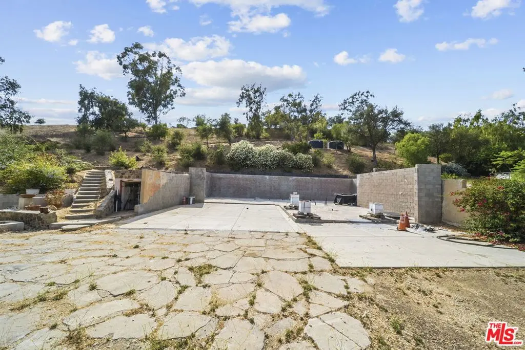 2911 S Foose Road, Malibu, CA — listing photo 1
