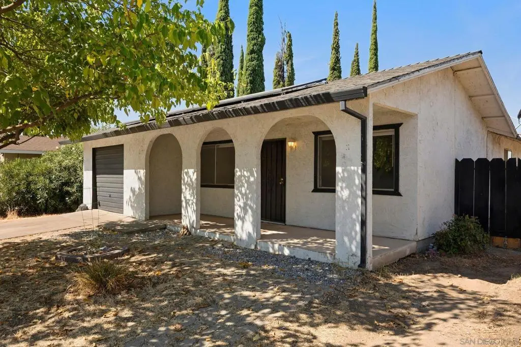 Single Family Residence for sale at 918 Cortina Dr, Orland, CA featuring 3 beds and 2 baths