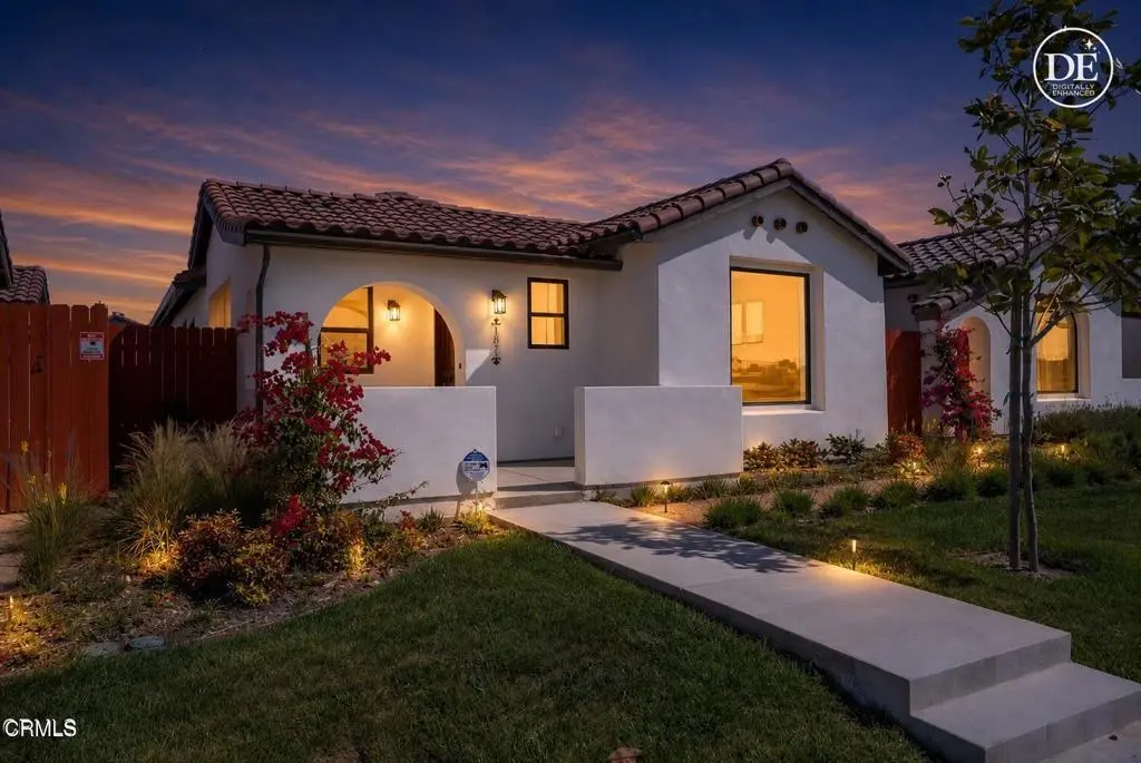 Single Family Residence for sale at 1125 W 2nd Street, Oxnard, CA featuring 3 beds and 2 baths