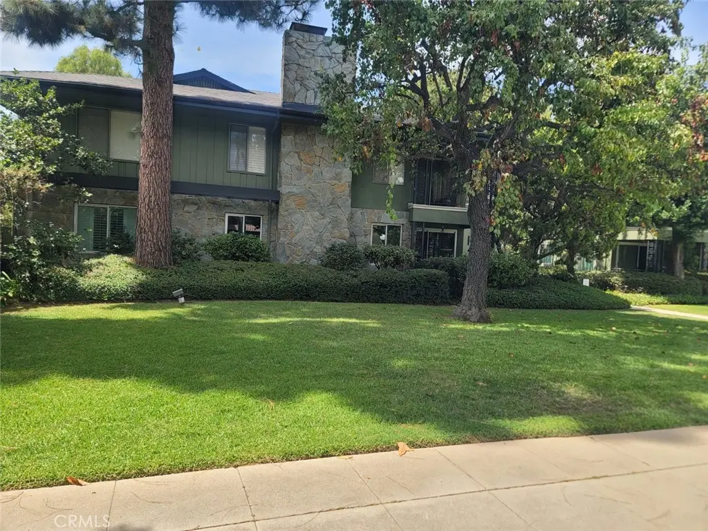 1209 S Orange Grove Avenue, Pasadena, CA — listing photo 1