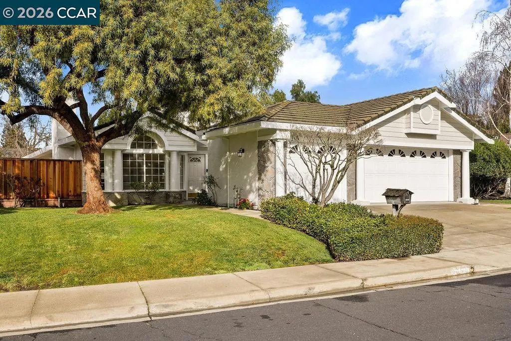 Single Family Residence for sale at 4283 Knollview Dr, Danville, CA featuring 3 beds and 2 baths