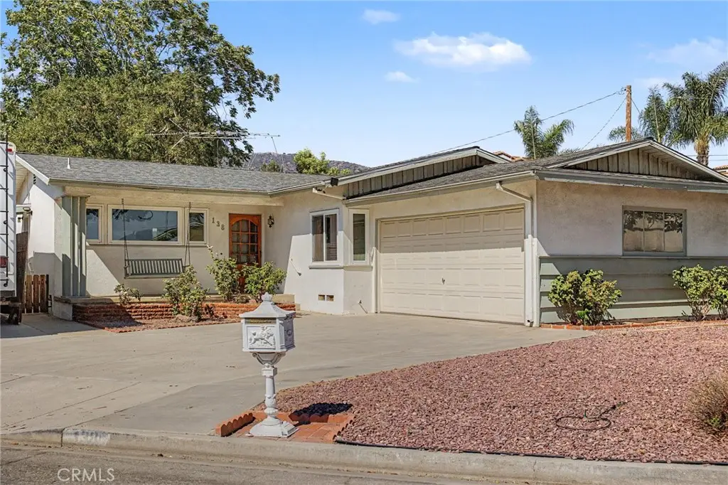 138 N Vecino Avenue, Glendora, CA — listing photo 1