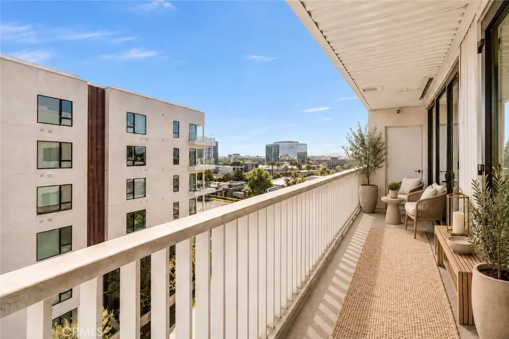 Condominium for rent at 3612 Rivington, Irvine, CA featuring 2 beds and 3 baths