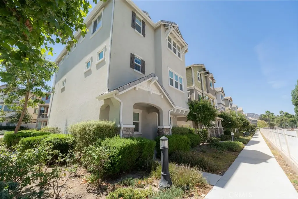 9110 Foster, Chatsworth, CA — listing photo 1