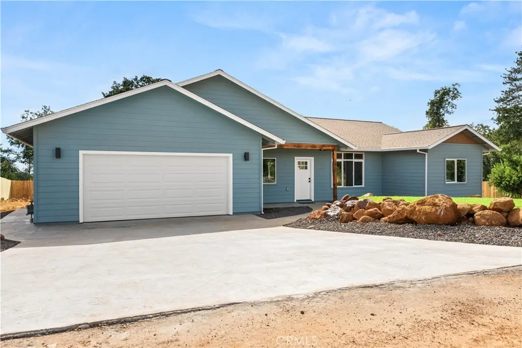 450 Stacy Lane, Paradise, CA — listing photo 1