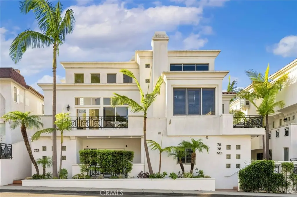 Townhouse for sale at 716 Manhattan Beach Boulevard, Manhattan Beach, CA featuring 3 beds and 3 baths