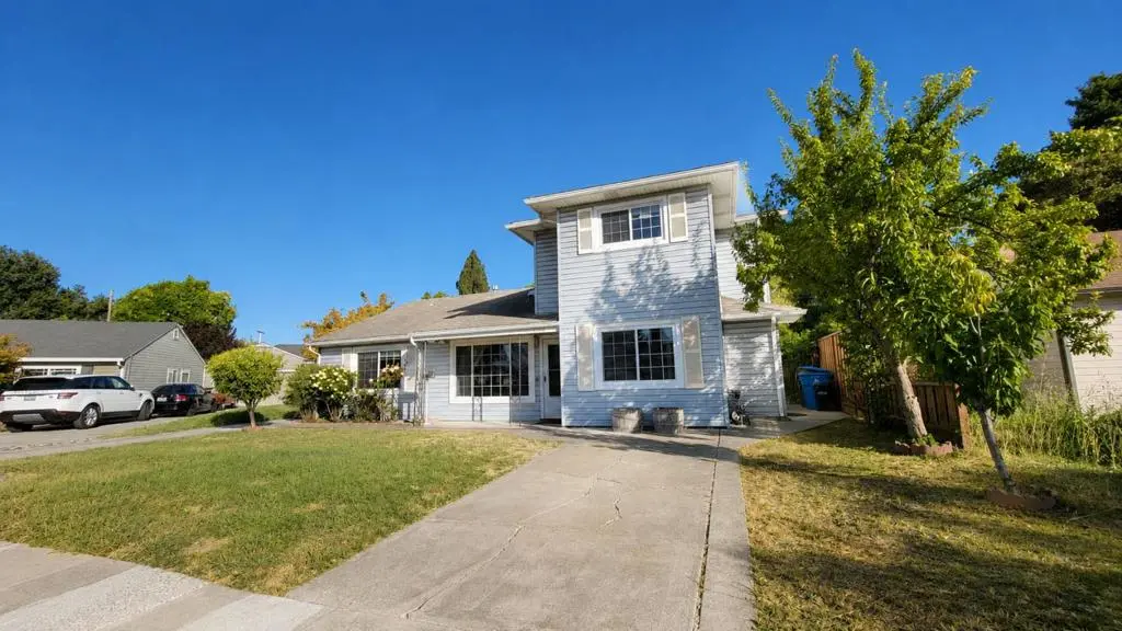 Residential Lease for rent at 2132 Forbes Avenue, Santa Clara, Santa Clara County, CA featuring 5 beds and 4 baths