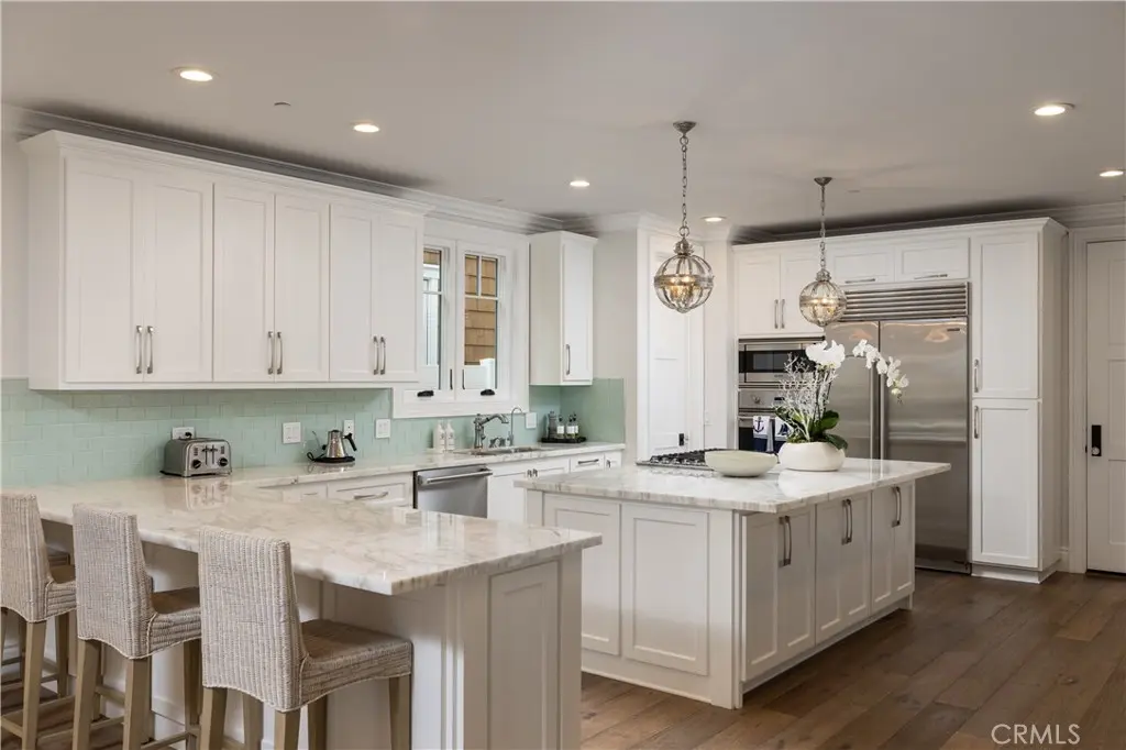Residential Lease for rent at 1508 E Balboa Boulevard, Newport Beach, Orange County, CA featuring 4 beds and 6 baths