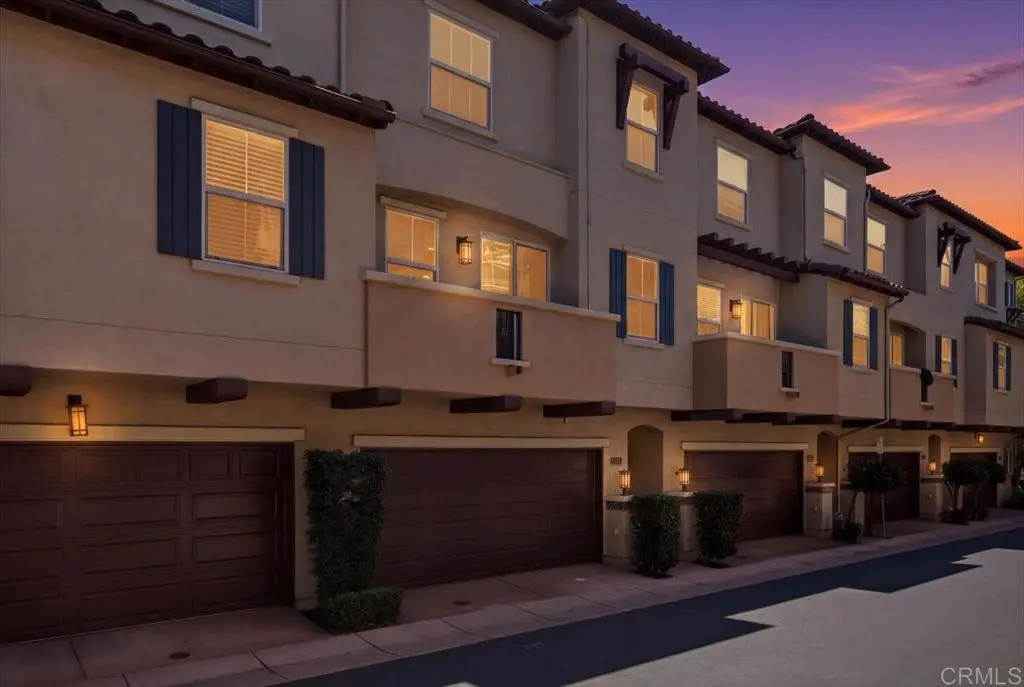 2118 Cosmo Way, San Marcos, CA — listing photo 1