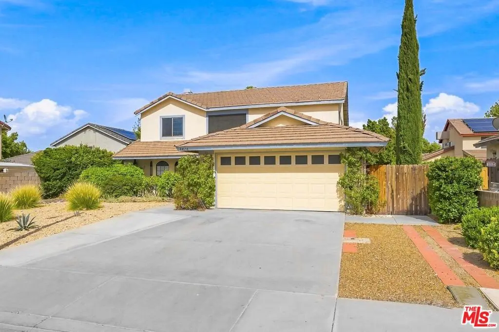 44138 Ruthron Avenue, Lancaster, CA — listing photo 1