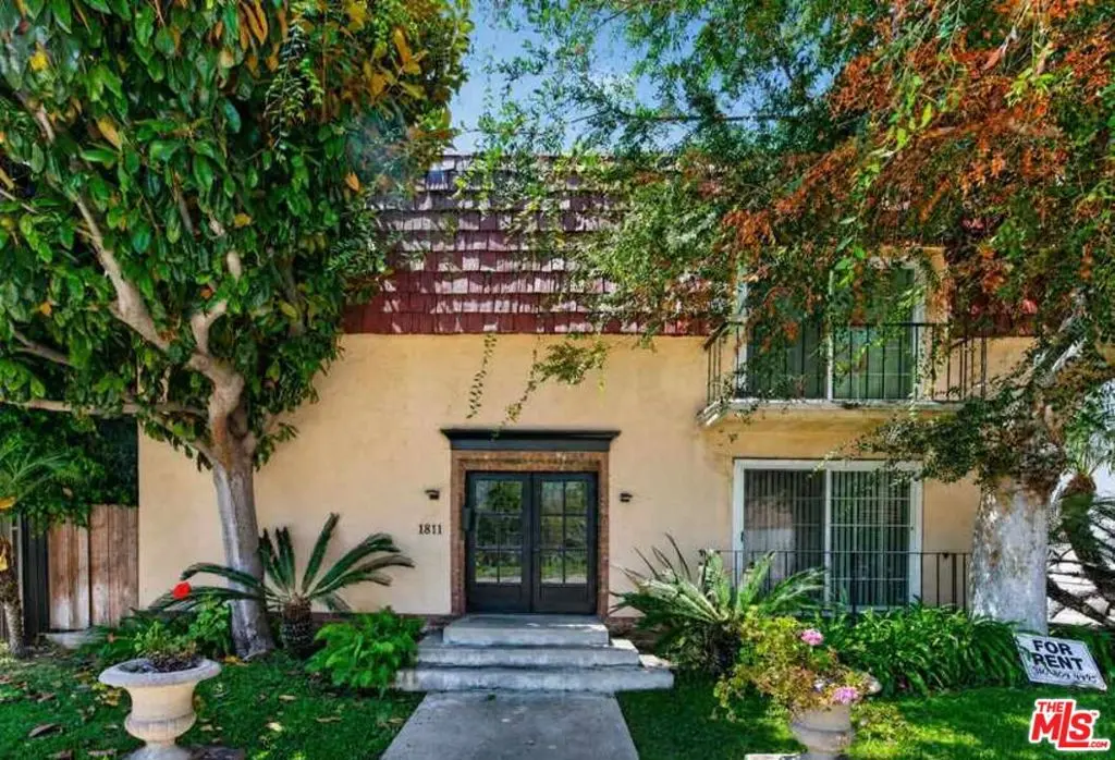 1811 Parnell Avenue, Los Angeles, CA — listing photo 1