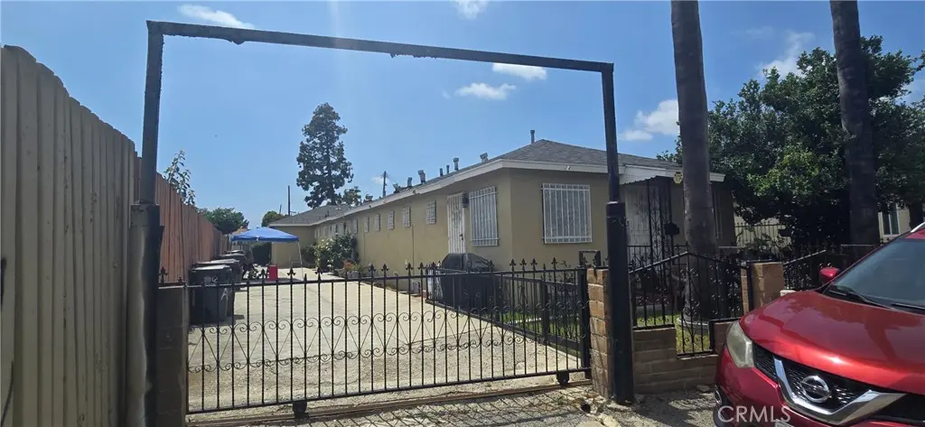 1717 N Alhambra Avenue N B, Compton, CA — listing photo 1