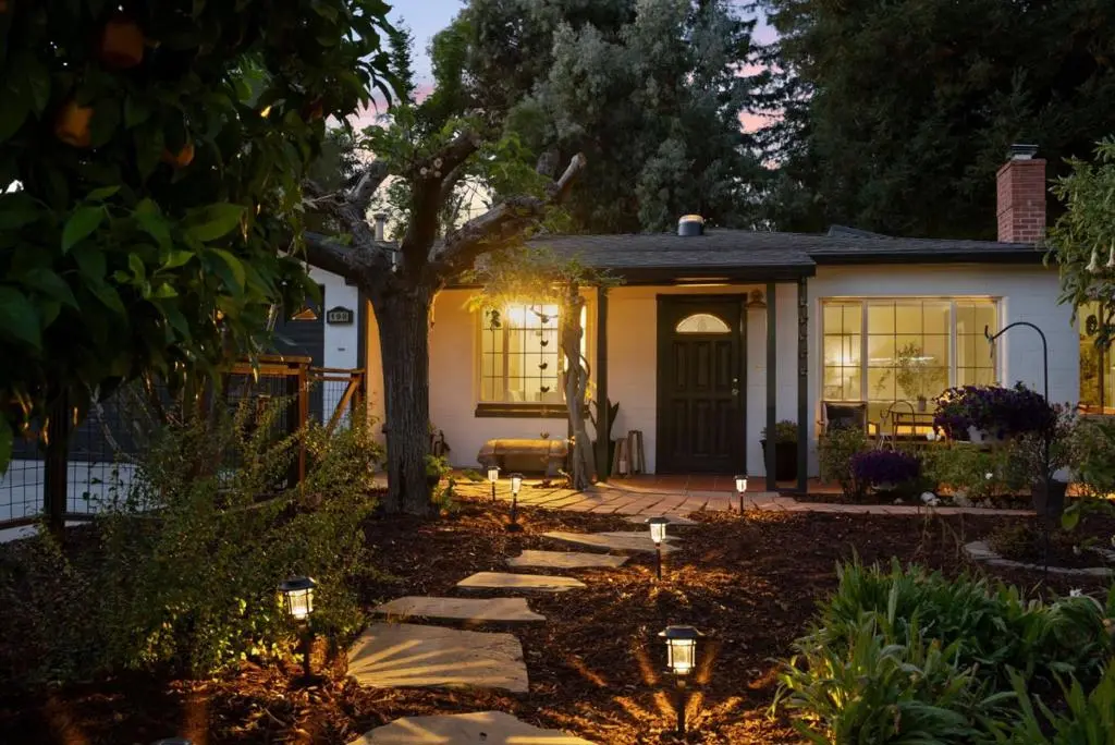 190 E Middlefield Road, Mountain View, CA — listing photo 1
