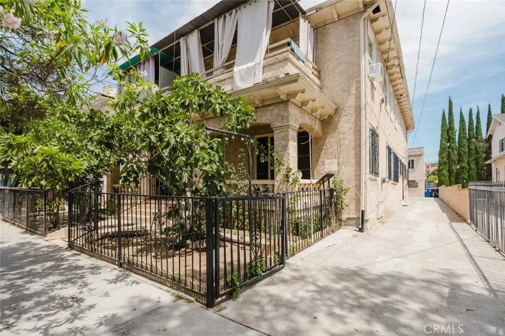 Apartment for rent at 1634 N Alexandria Avenue, Los Angeles, CA featuring 2 beds and 1 bath