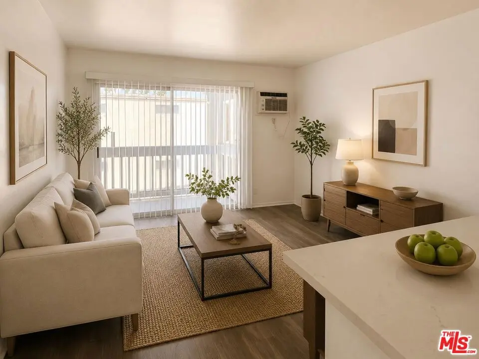Residential Lease for rent at 18414 Collins Street 221, Los Angeles, Los Angeles County, CA and 1 bath