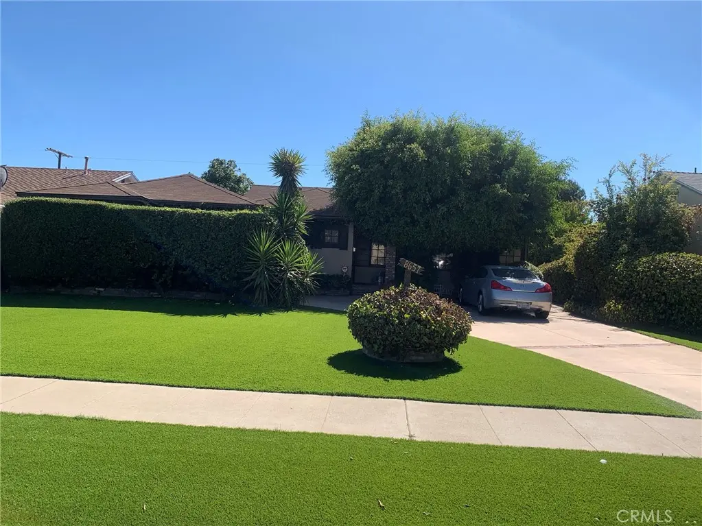 8657 Morehart, Sun Valley, CA — listing photo 1