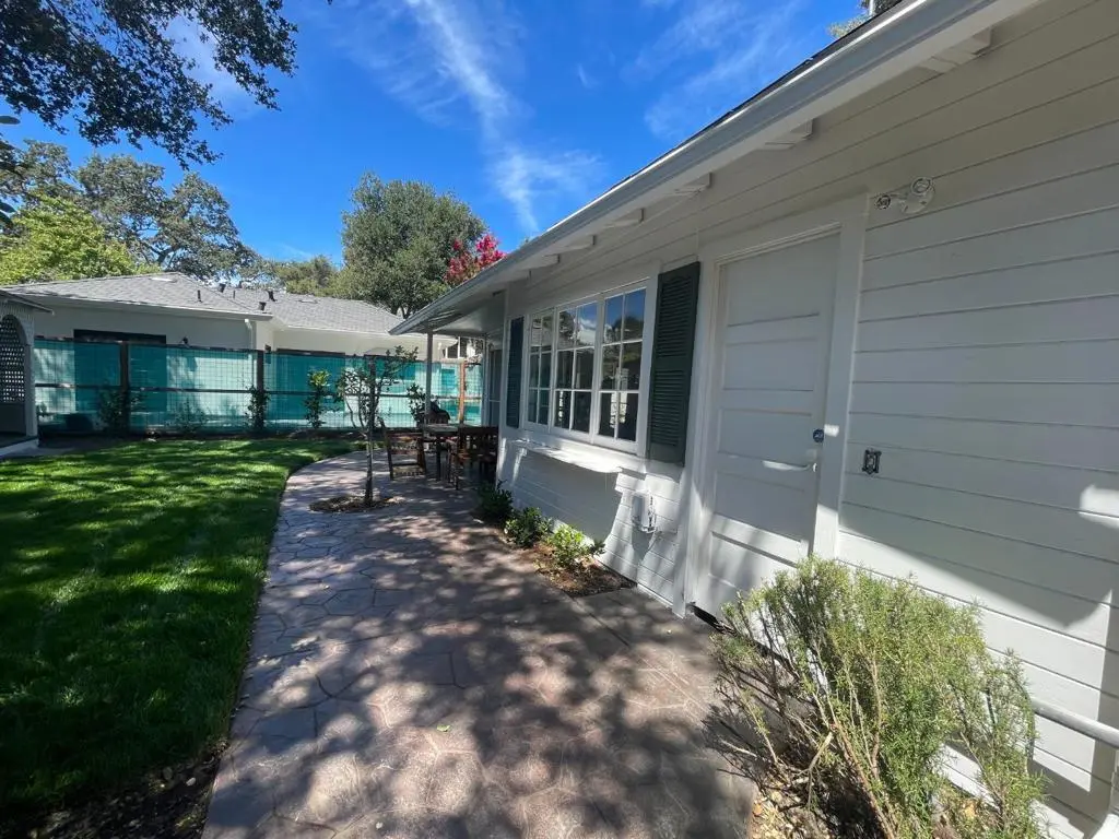 Palmer Lane, Menlo Park, CA — listing photo 1