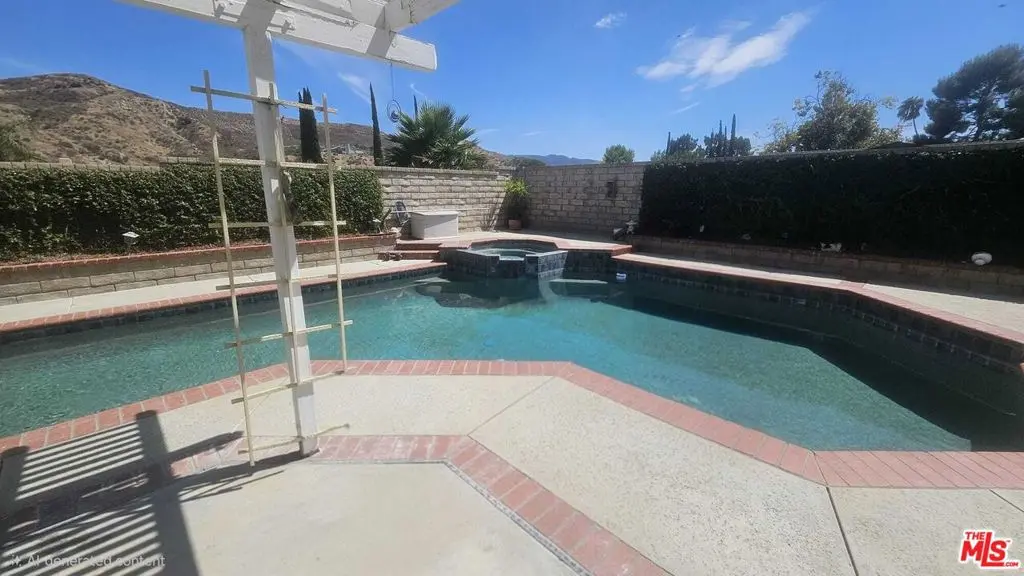 14616 Daisy Meadow Street, Santa Clarita, CA — listing photo 1