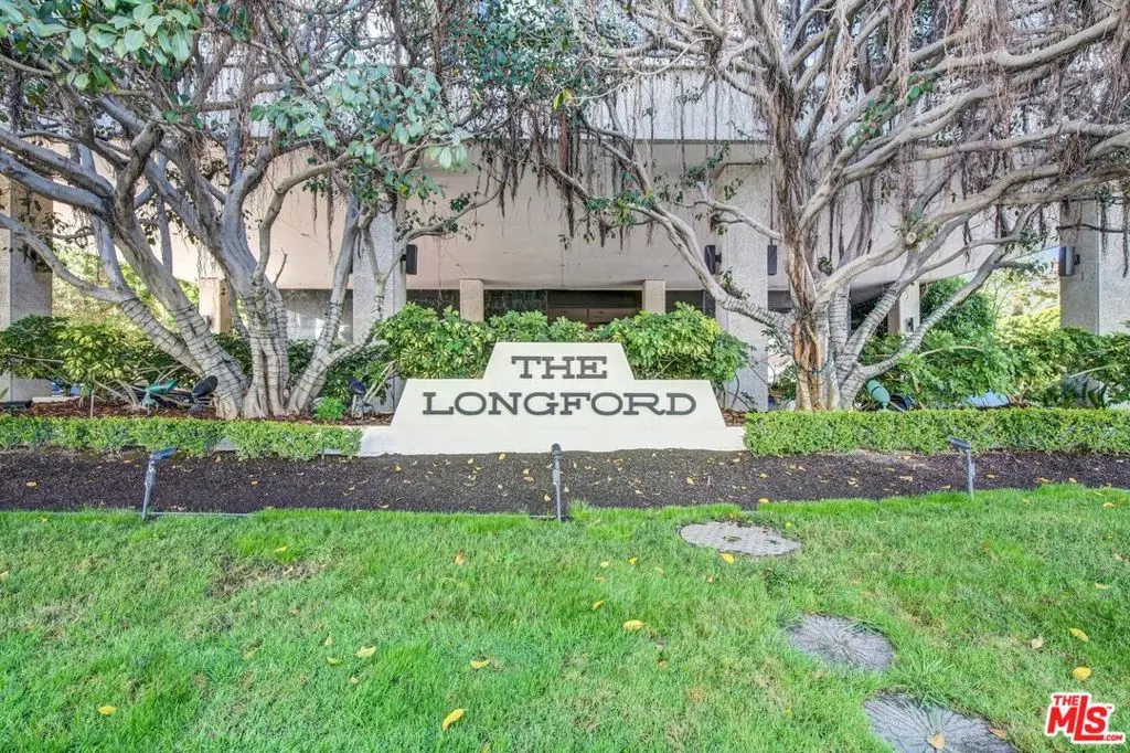 Condominium for sale at 10790 Wilshire Boulevard 404, Los Angeles, CA featuring 2 beds and 2 baths