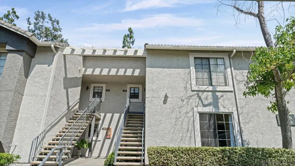 Condominium for sale at 14966 Avenida Venusto Unit 71 71, San Diego, CA featuring 2 beds and 2 baths