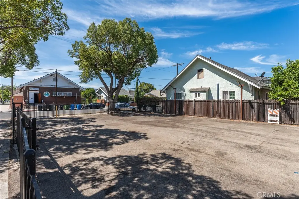 951 W 42nd, Los Angeles, CA — listing photo 1