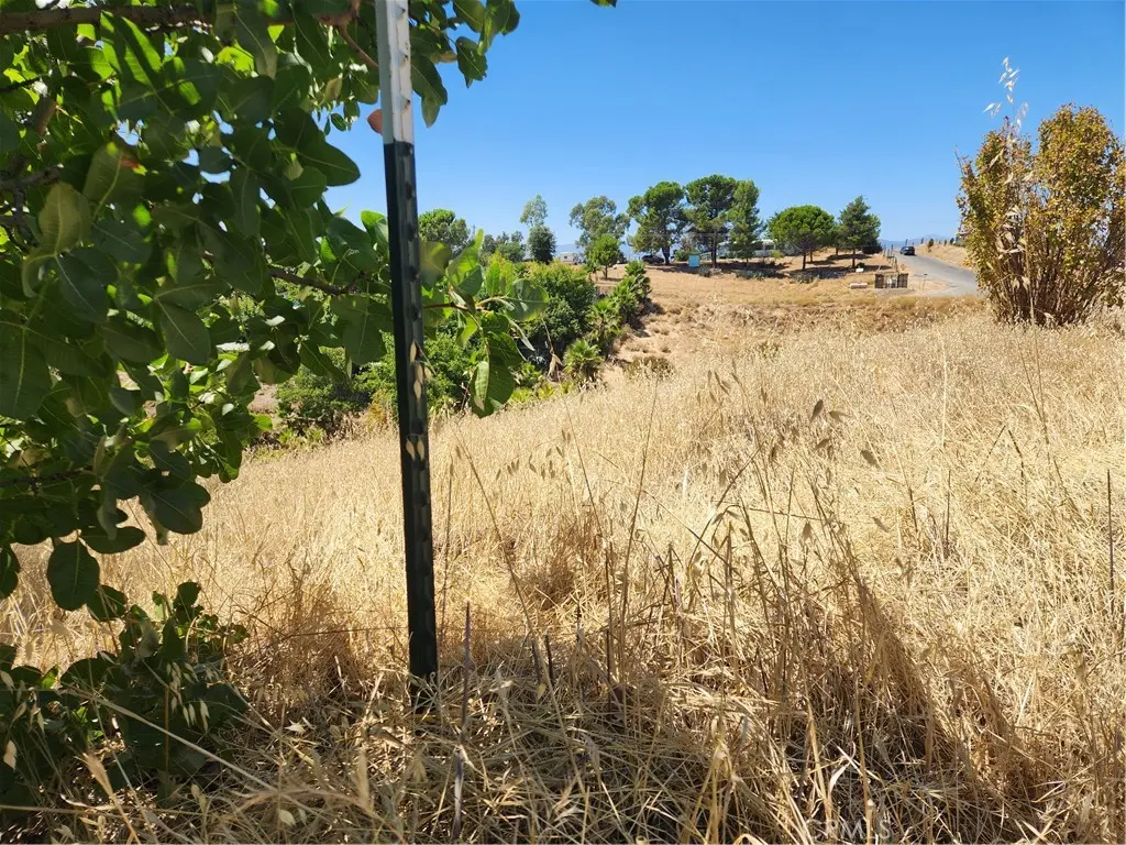 7116 Weatherby, Corning, CA — listing photo 1