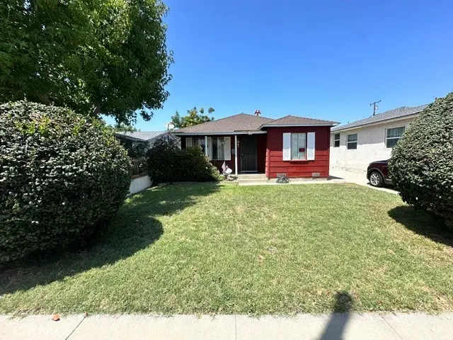 Single Family Residence for sale at 5139 W 134th Place, Hawthorne, CA featuring 3 beds and 1 bath