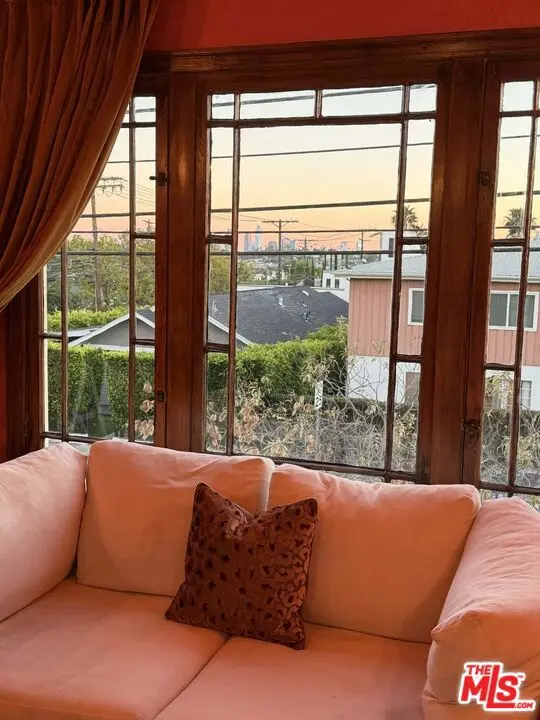 Condominium for rent at 1901 N Commonwealth Avenue 10, Los Angeles, CA and 1 bath
