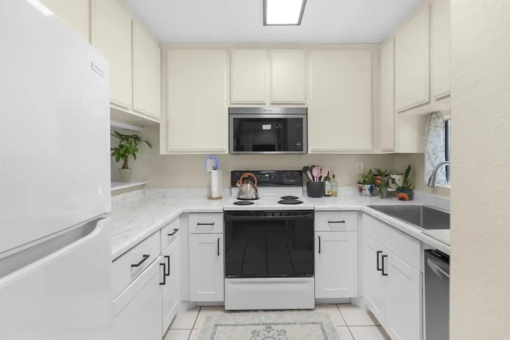 7940 University Avenue 22, La Mesa, CA — listing photo 1