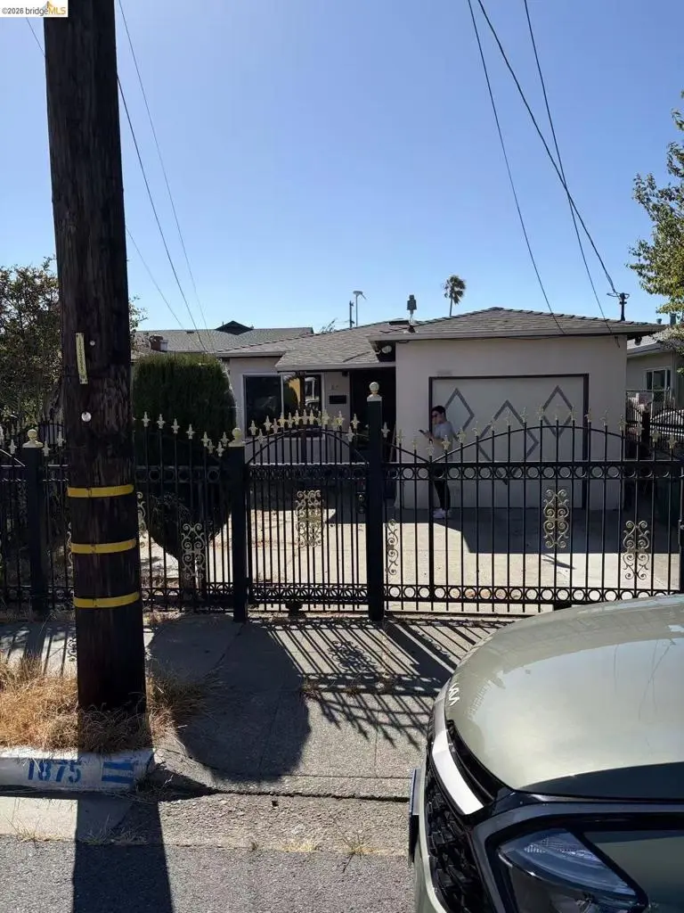 Single Family Residence for sale at 1875 18Th St, San Pablo, CA featuring 3 beds and 2 baths