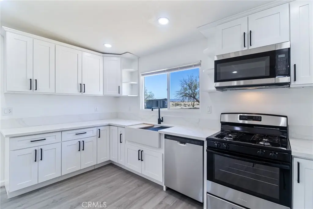 81833 Panorama, 29 Palms, CA — listing photo 1