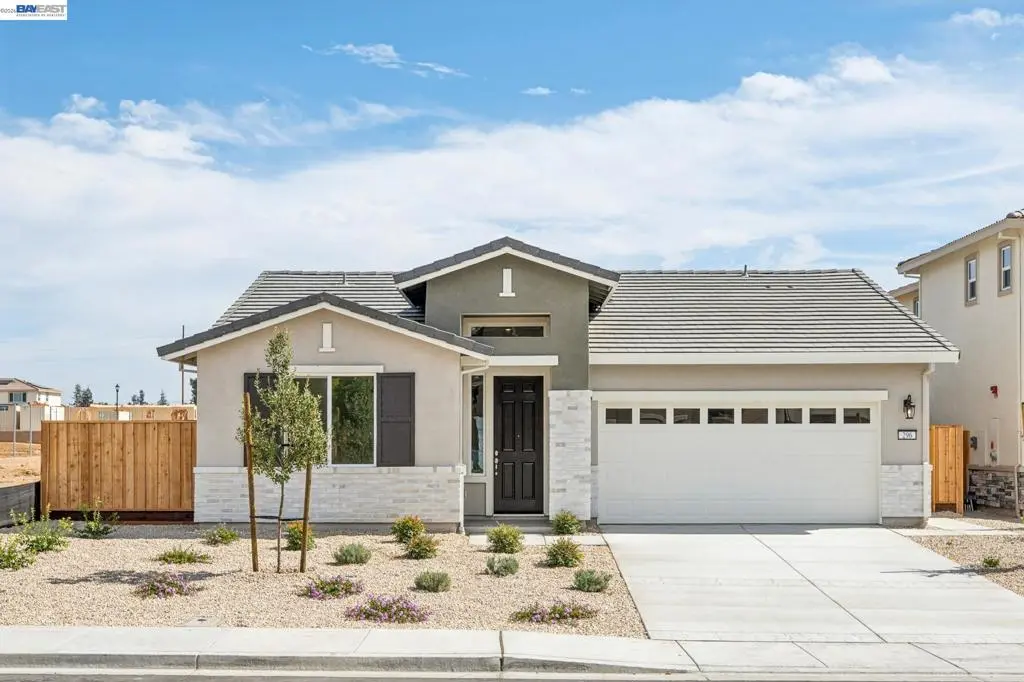 Single Family Residence for sale at 291 Colfax Lane, Oakley, CA featuring 4 beds and 3 baths